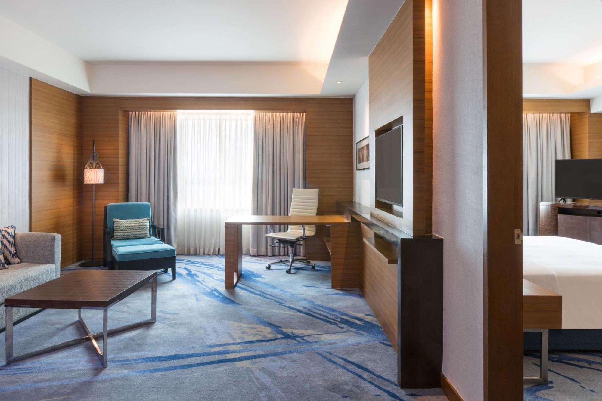 Готель Radisson Blu Cebu Екстер'єр фото A room at the hotel