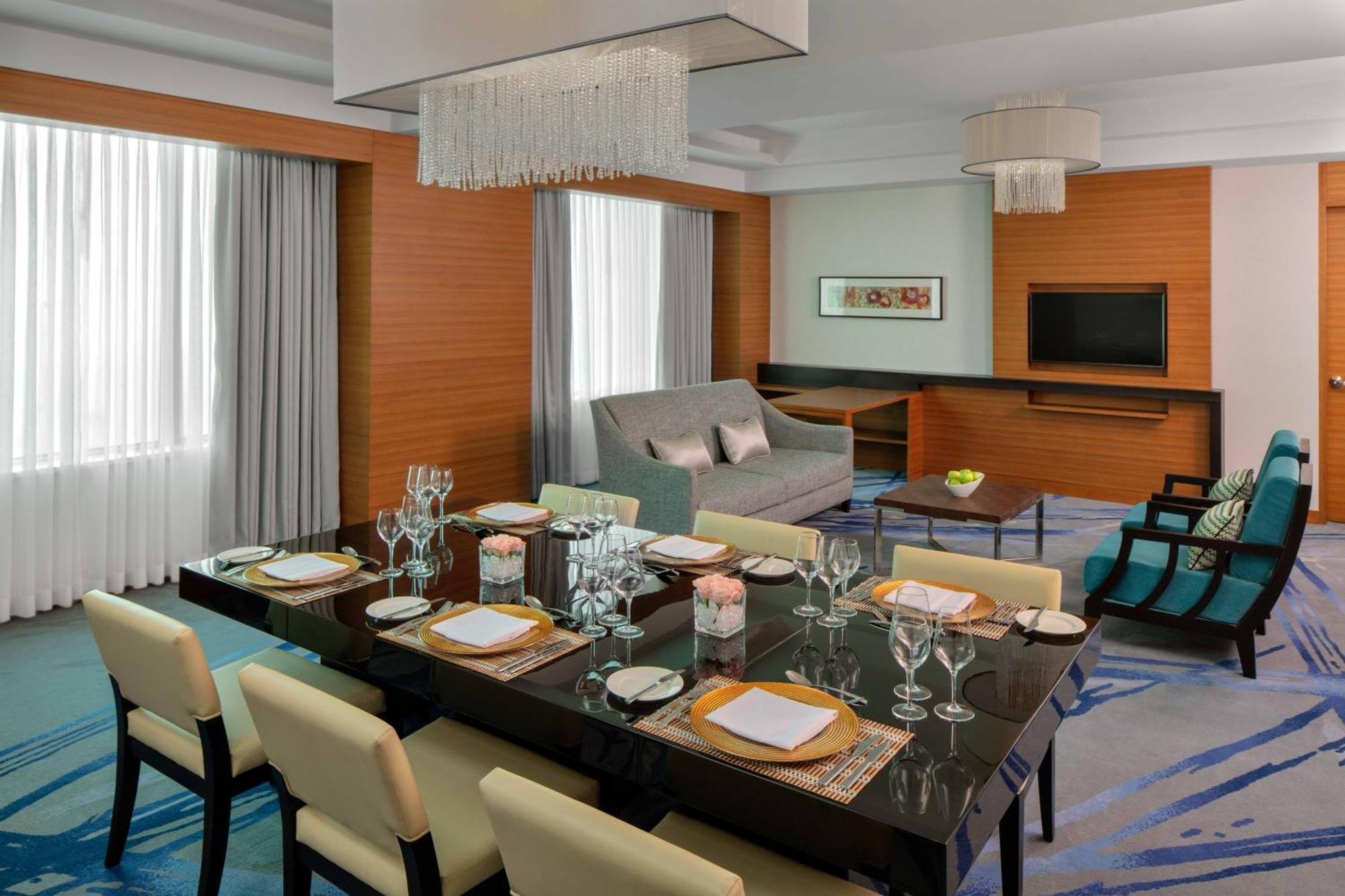 Готель Radisson Blu Cebu Екстер'єр фото A suite at the hotel